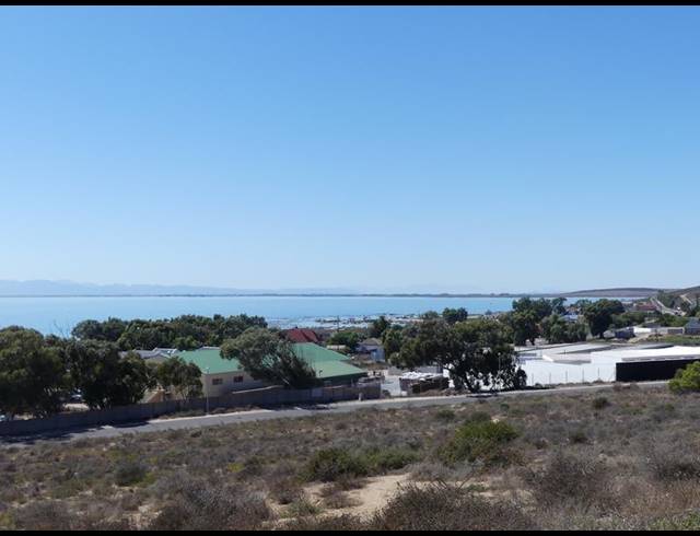 LAND FOR SALE IN SANDY POINT